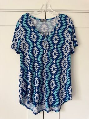Market & Spruce Short Sleeve Aztec Print Top - Blue